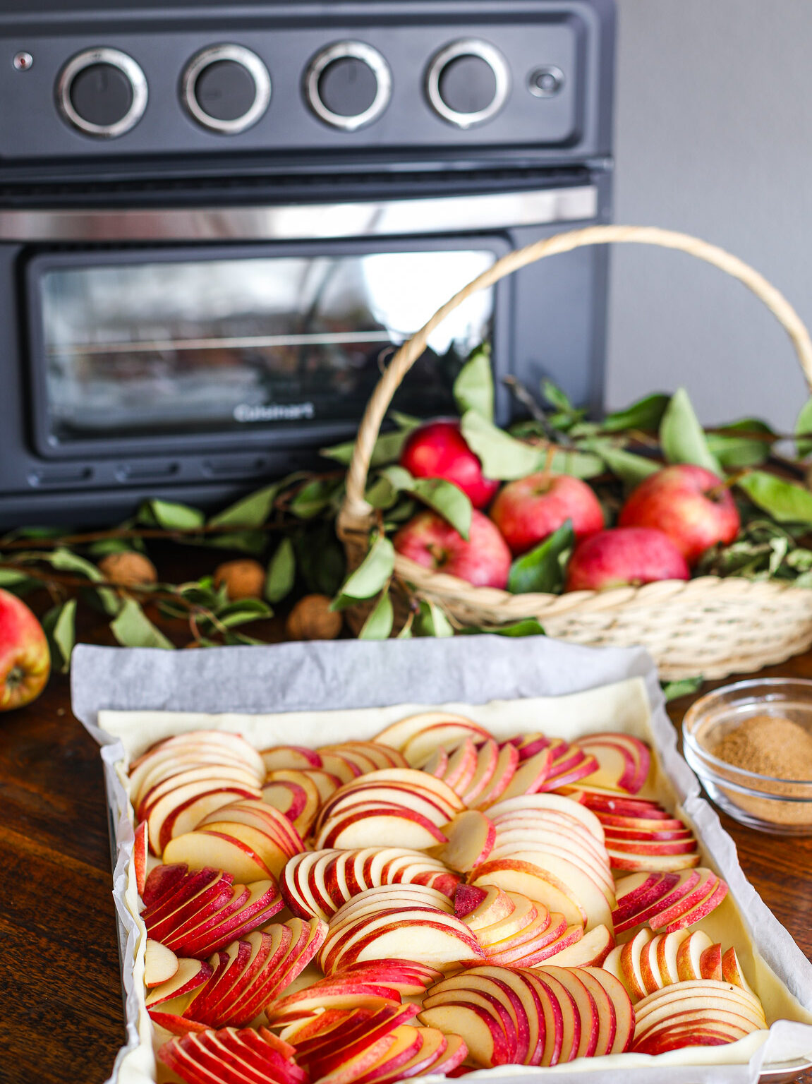 mini-oven-beside-vegan-apple-pie-puff-pastry-pan